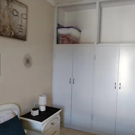 Jimmy's Apartahotel